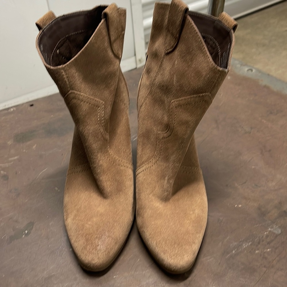 Gently used boots
